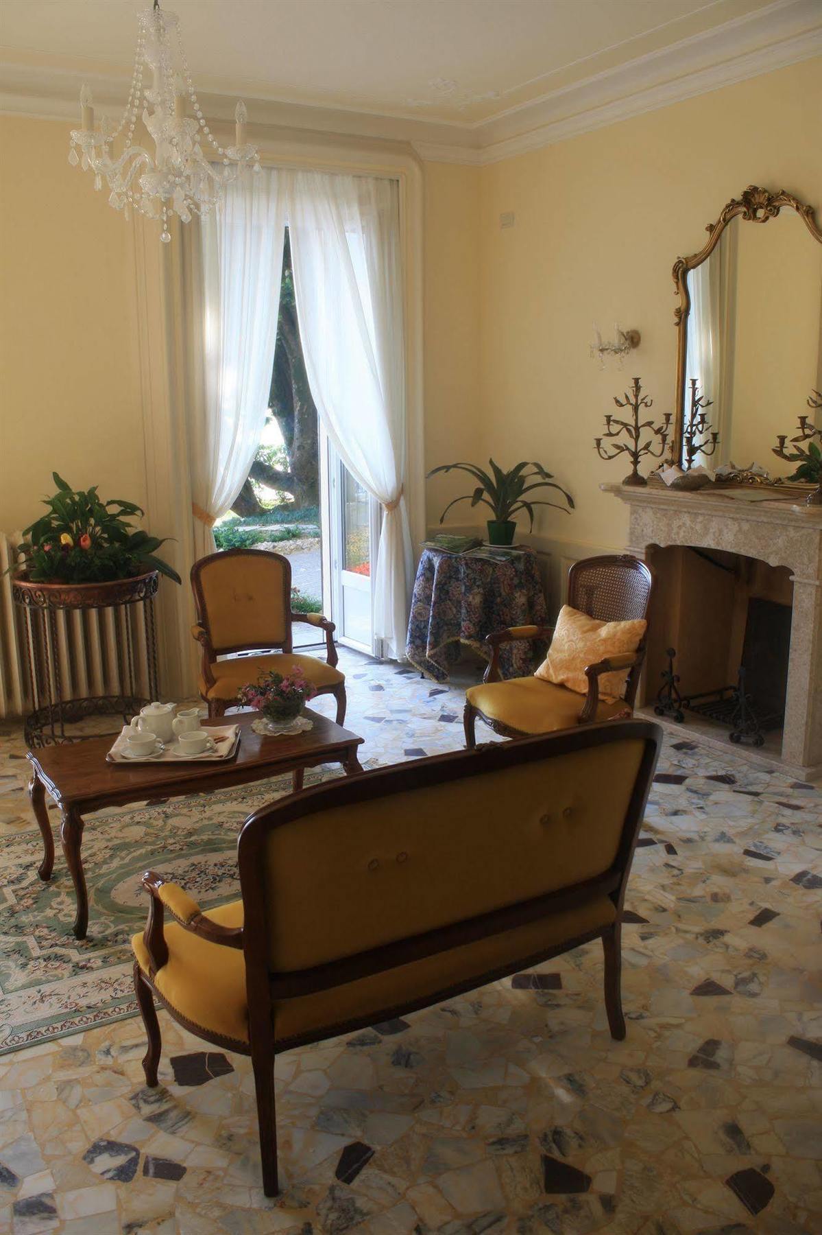 Villa La Mirabella Cadenabbia Exterior foto